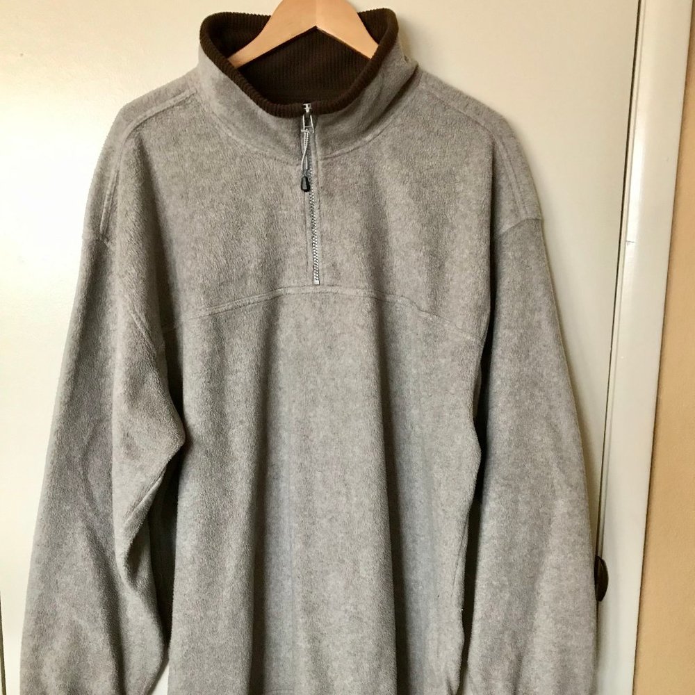 Men’s XXL Light Gray Fleece Pullover Sweater w/ Brown Trim Collar